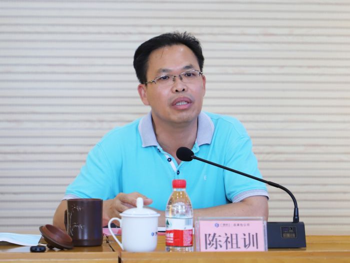 陳祖訓(xùn)講話。李立云 攝.jpg