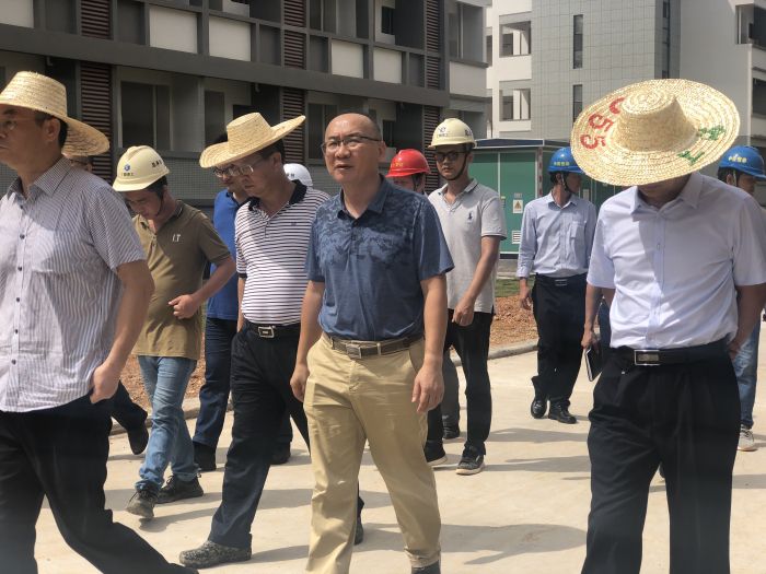 22檢查現(xiàn)場(chǎng)。劉博群 攝 (2).jpg